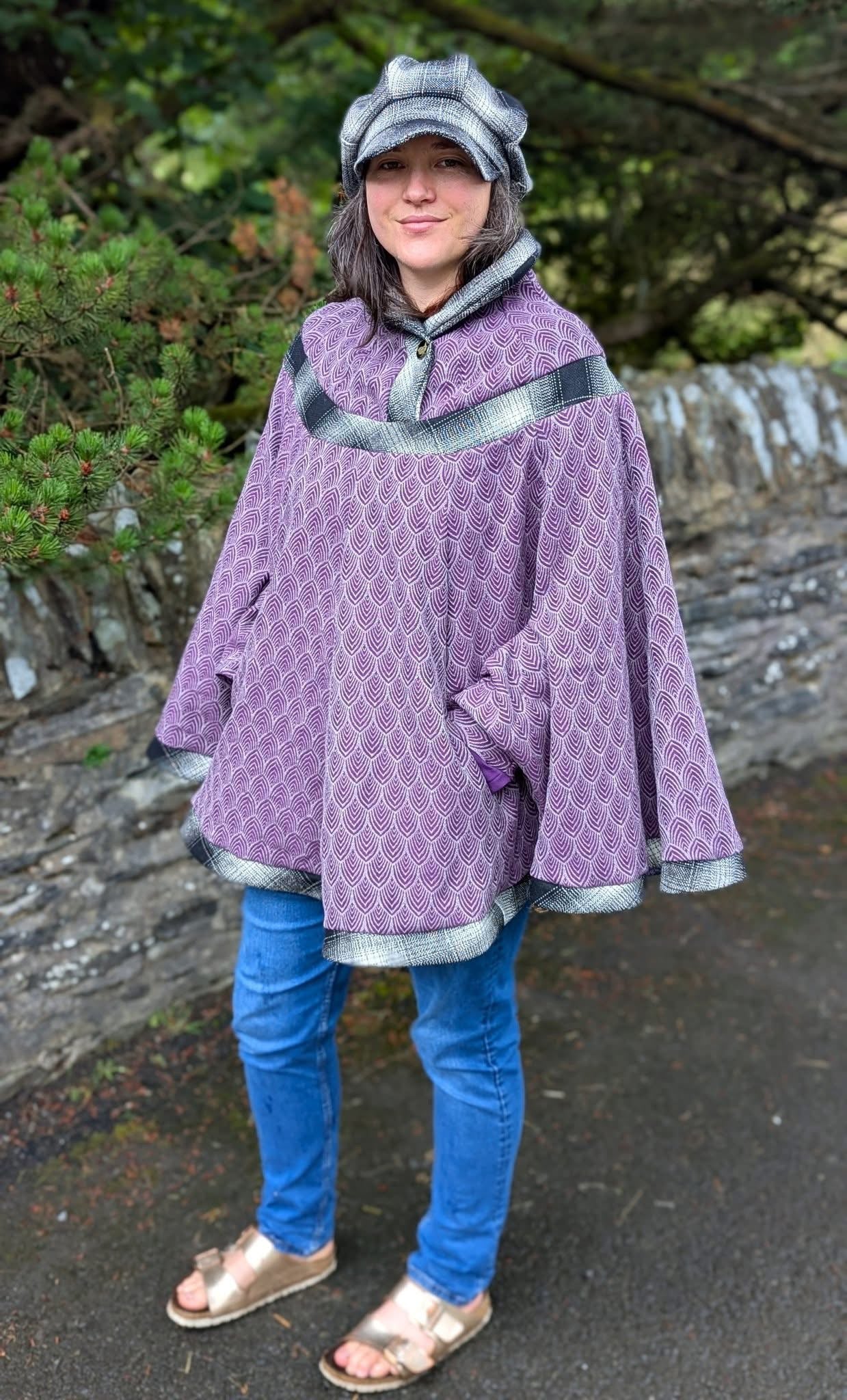 Dolmenwyn' Cloak / Poncho - Sewing Pattern + Tutorial – Féerie Telle